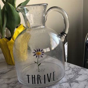 Rae Dunn retired “thrive” decorative vase/pitcher